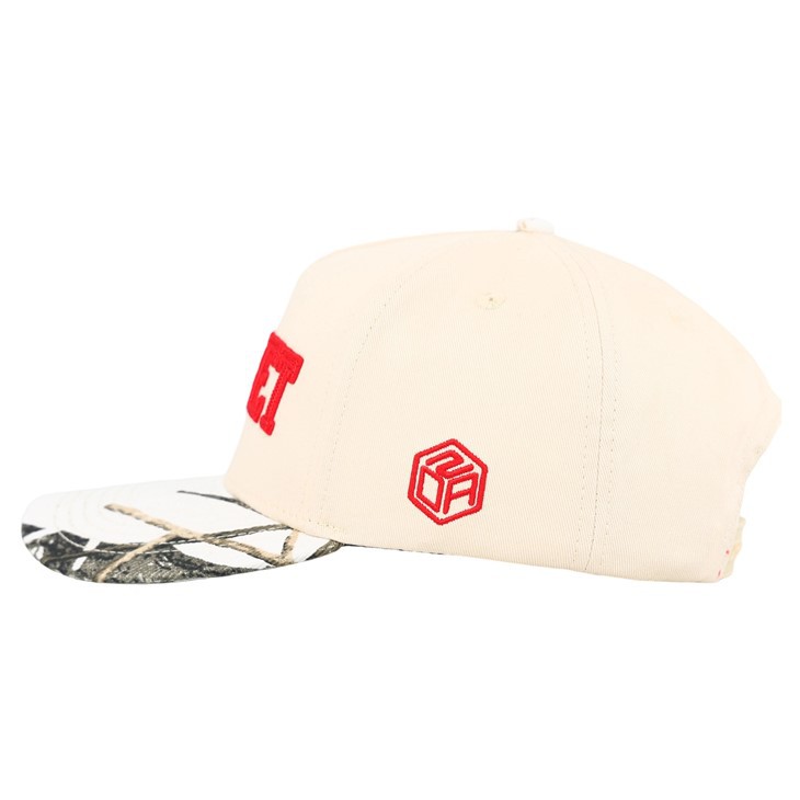 5 Panels Baseball Caps With Custom Three-dimensional Chain Embroidery
